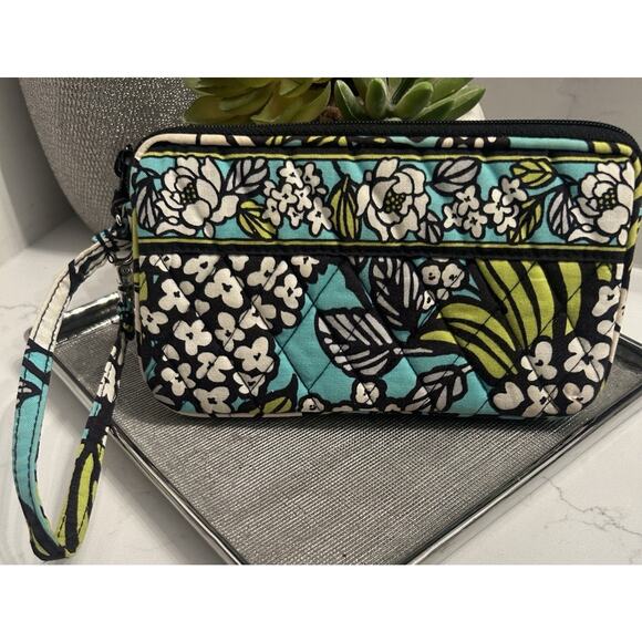 Vera Bradley Island Blooms Zip Up Wristlet Wallet (Retired Pattern) - Picture 2 of 11
